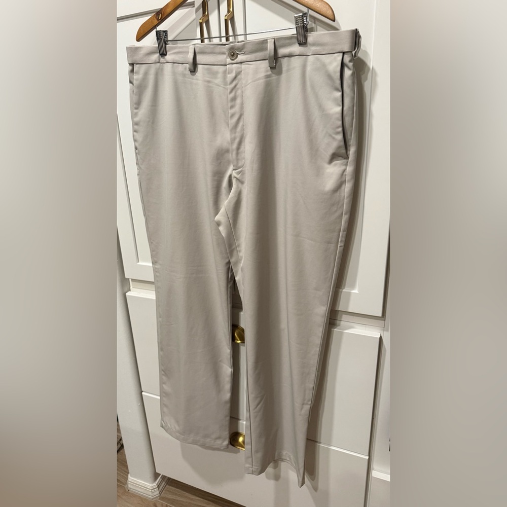 Haggar 18 Pro Men's Beige Dress Pants size 40x32